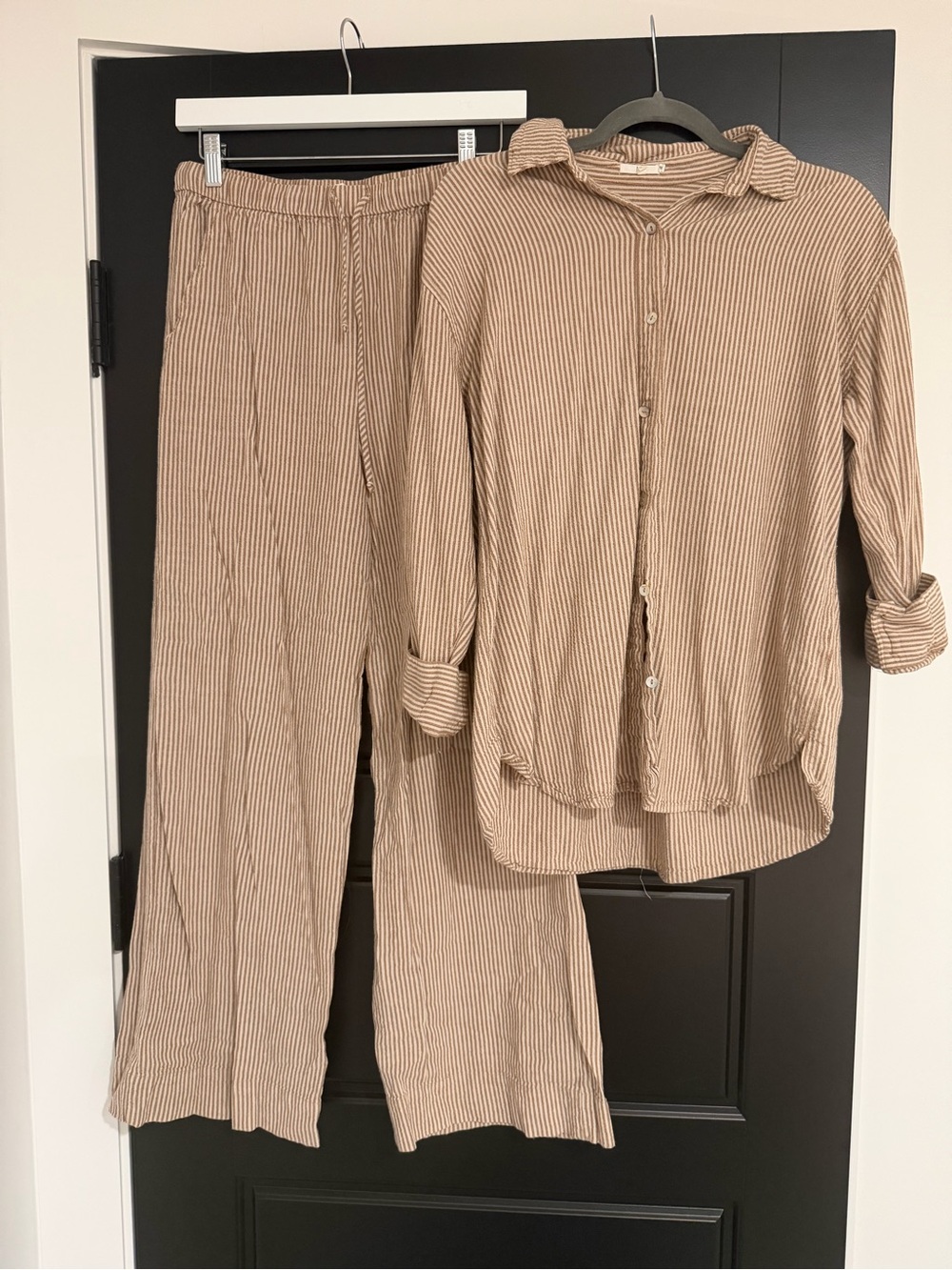 NIA Brown Cream Striped Button Up & Wide Leg Pants Set Size M